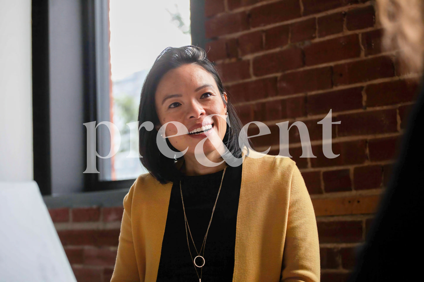 Personne en train de discuter