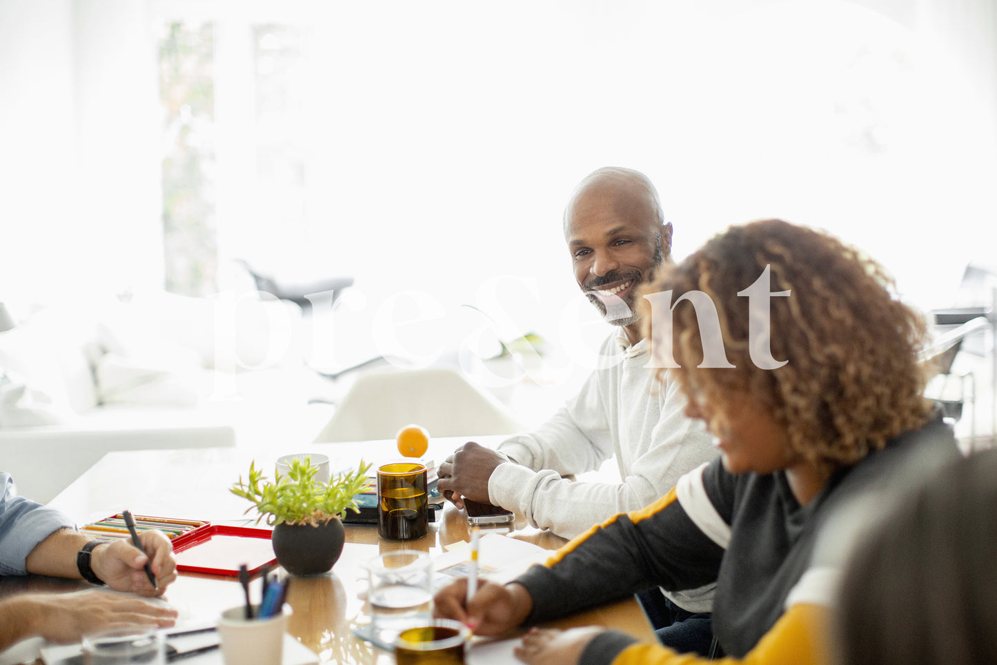 Discussion entre personnes